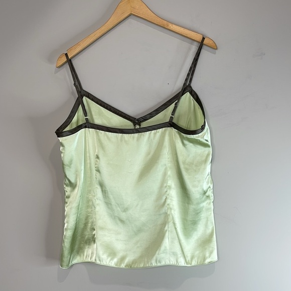 Vintage Y2K Old Navy Satin Camisole Top Lime/Olive Green Perfect Fit L - Picture 8 of 10